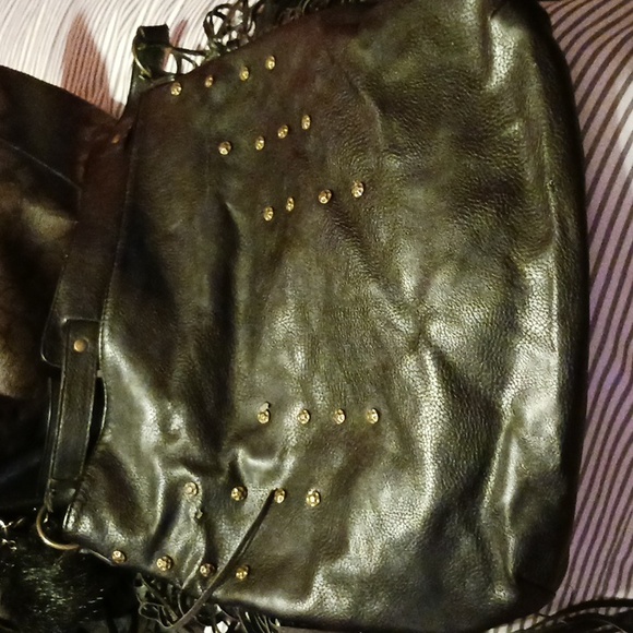 Purses - Picture 4 of 4